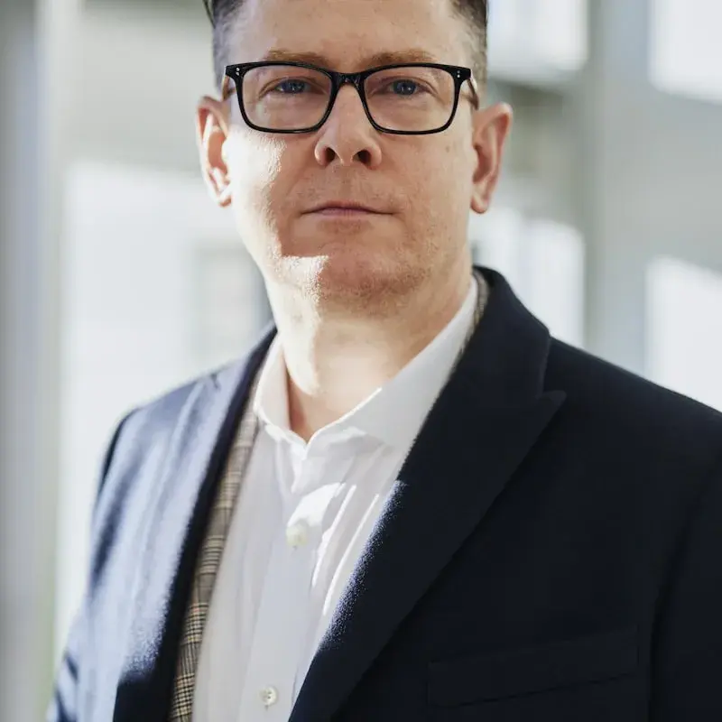 author-jonas
